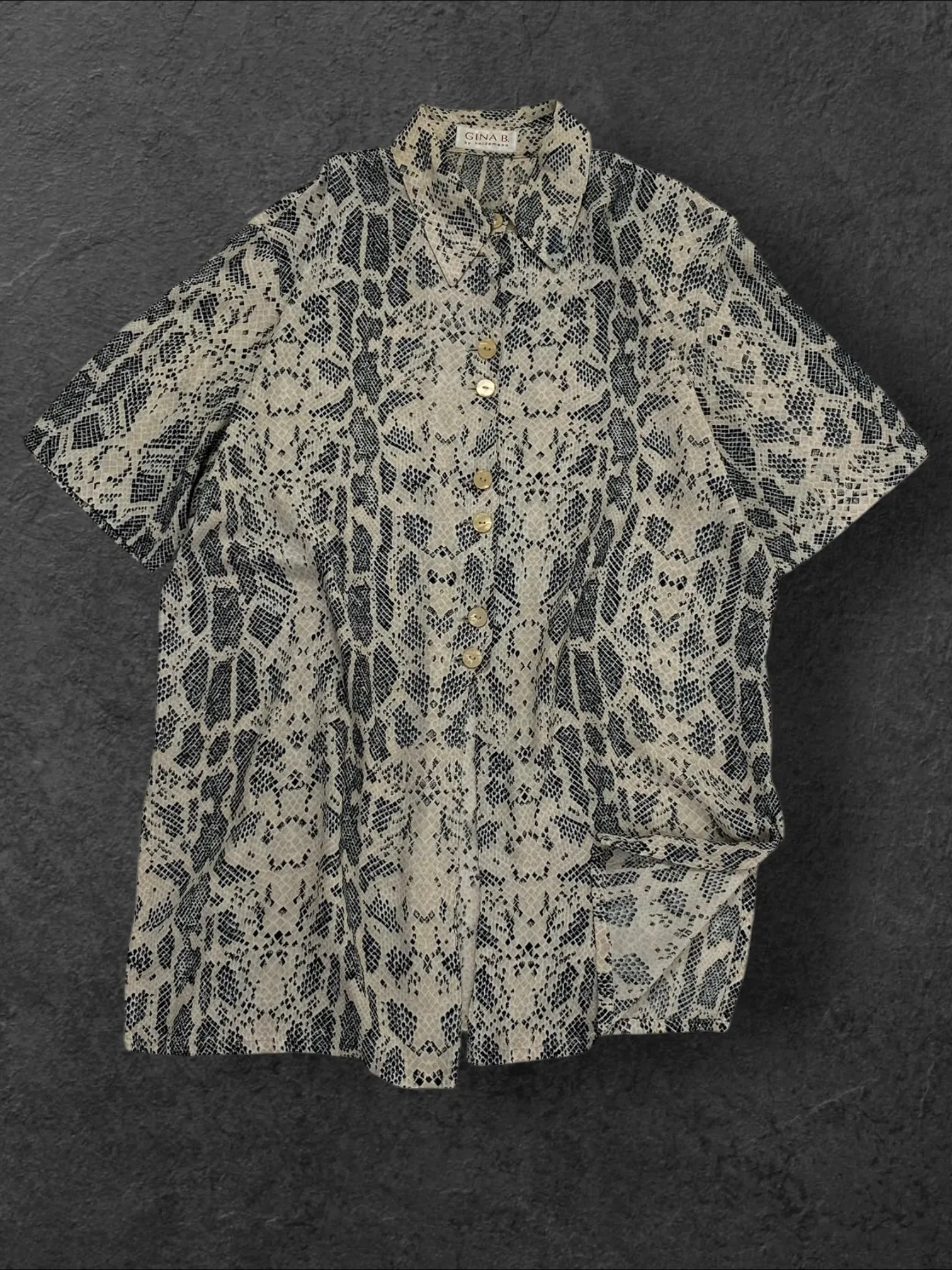 GINA B. BUTTON UP VINTAGE SHIRT